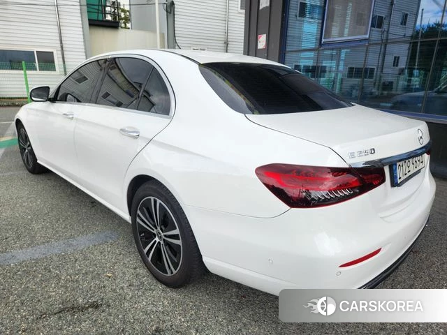 Mercedes-Benz E-Class W213 id 4769413 из Кореи 13