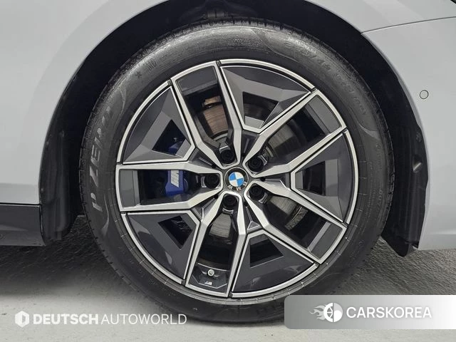 BMW 5 Series (G60) id 4644816 из Кореи 15