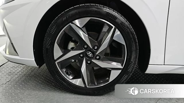 Hyundai Avante (CN7) id 3811772 из Кореи 16