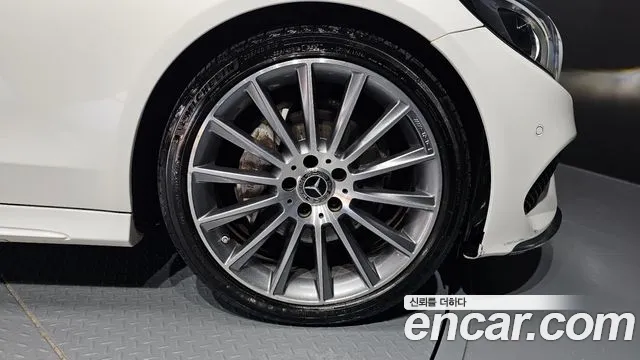 Mercedes-Benz C-Class W205 id 2233229 из Кореи 15