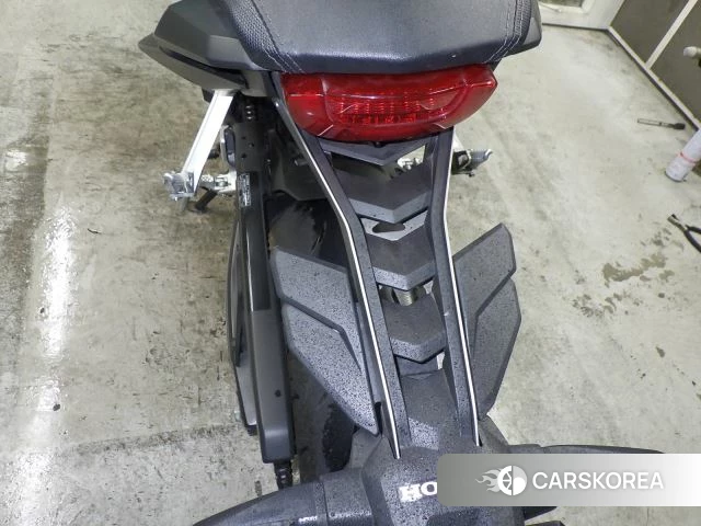 Проданный Honda CB650R id 4007084 из Японии, фото 29