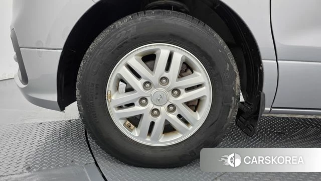 Hyundai The New Grand Starex id 4573577 из Кореи 25
