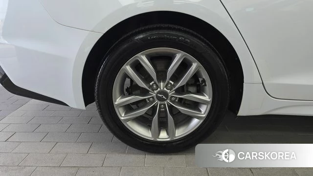Genesis G70 id 4536584 из Кореи 15