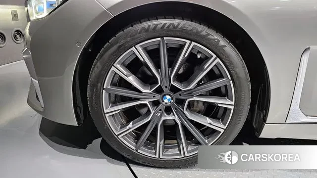 BMW 7 Series (G11) id 3504699 из Кореи 15