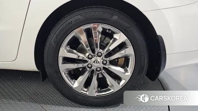 Kia All New Carnival id 3709511 из Кореи 15