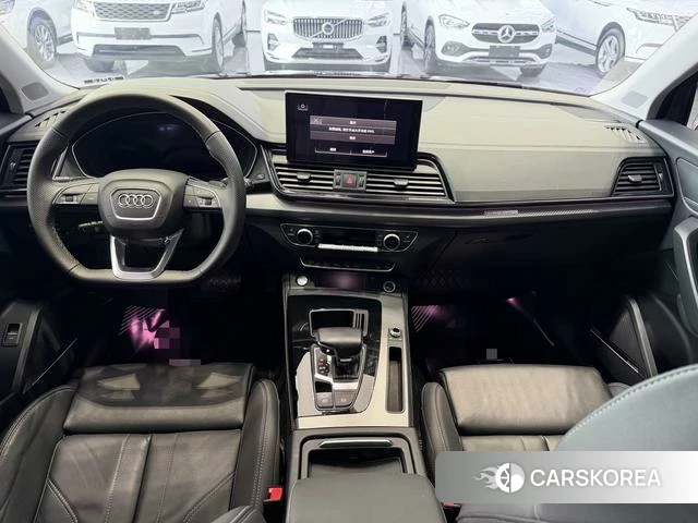 Audi Q5L 2021 Черный из Китая, фото 5