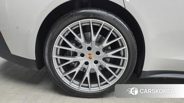 Porsche Panamera (976) id 4387831 из Кореи 31