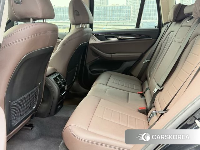BMW X3 id 4271681 из Китая 9
