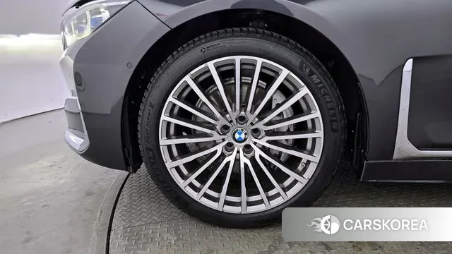 BMW 7 Series (G11) id 3611865 из Кореи 15