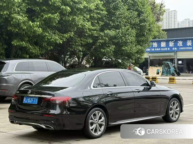 Mercedes-Benz E-class 2023 Черный из Китая, фото 5