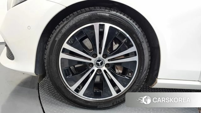 Mercedes-Benz E-Class W213 id 4535778 из Кореи 27