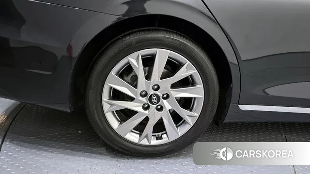 Hyundai The New Grandeur IG Hybrid id 3601091 из Кореи 15