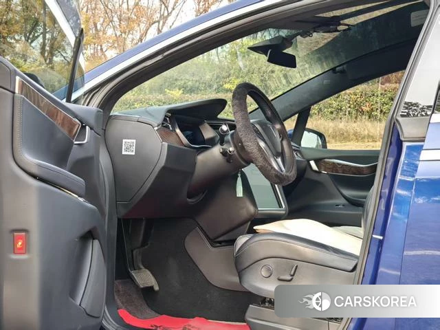 Tesla Model X id 4209493 из Китая 18
