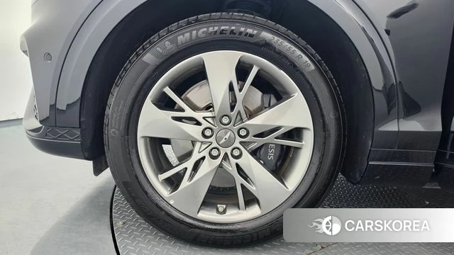 Genesis GV70 id 4847873 из Кореи 32