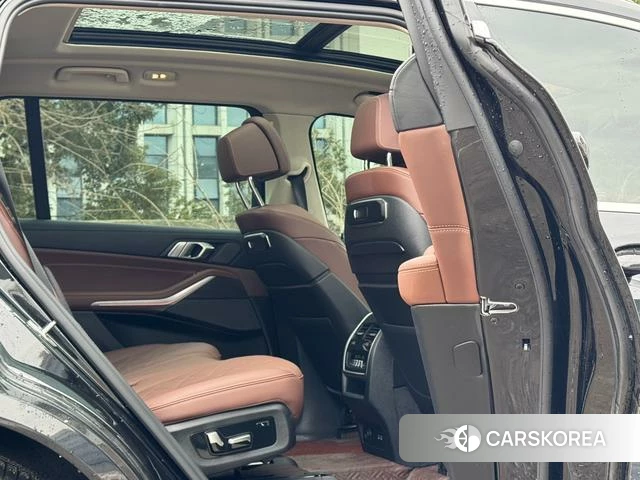 BMW X7 id 4265257 из Китая 14