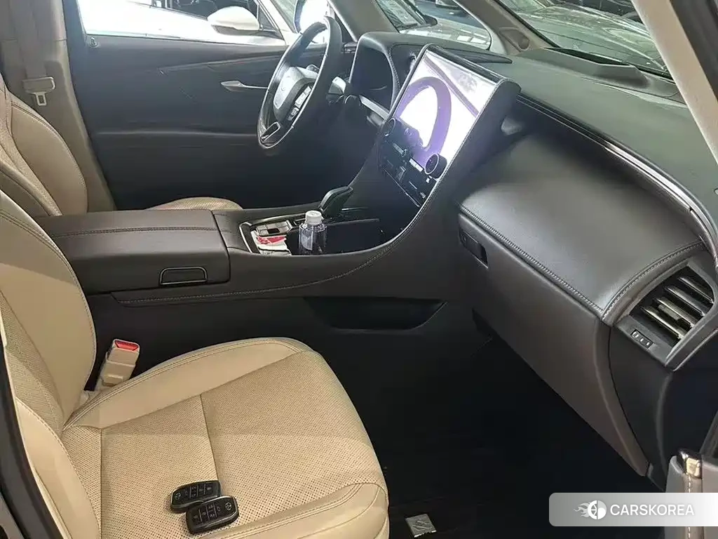 Toyota Elfa 2024 Черный из Китая, фото 5