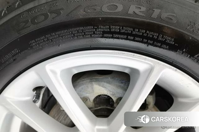 Ford Fox id 4211362 из Китая 19