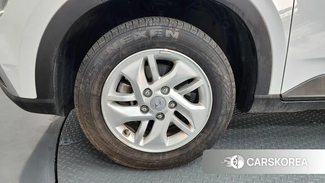 Hyundai Venue id 3884682 из Кореи 15