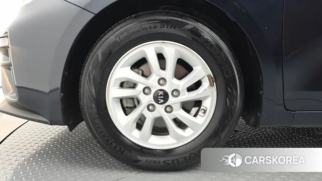Kia Come New K3 id 4557619 из Кореи 15