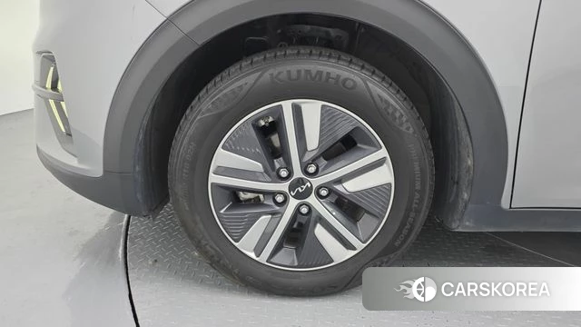 Kia The New Niro id 4603950 из Кореи 14