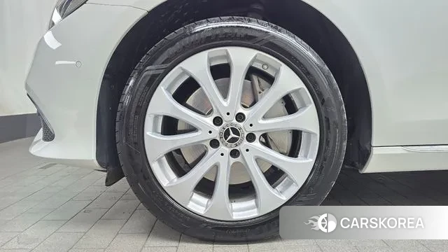 Mercedes-Benz E-Class W213 id 3622486 из Кореи 15