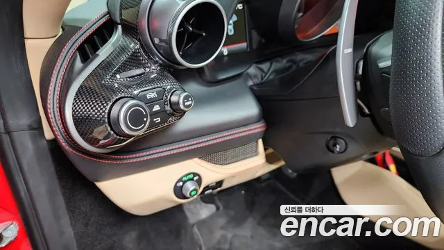 Ferrari F8 Tributo id 2625108 из Кореи 14