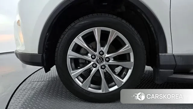 Toyota RAV4 id 3000513 из Кореи 15