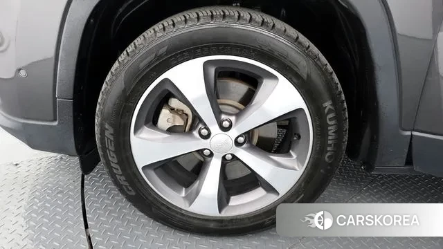 Jeep Cherokee (KL) id 3747514 из Кореи 15