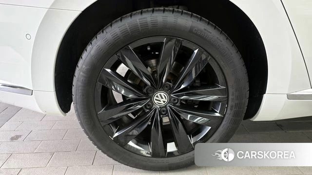 Volkswagen Arteon id 4345101 из Кореи 27