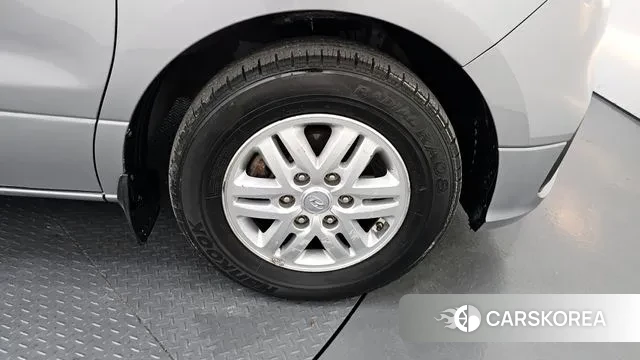 Hyundai The New Grand Starex id 3748258 из Кореи 15