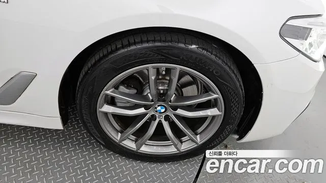 BMW 5 Series (G30) id 2698102 из Кореи 15