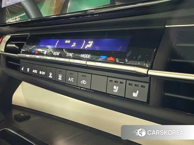 Toyota Saina id 4393250 из Китая 19