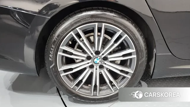 BMW 3 Series (G20) id 3385132 из Кореи 15