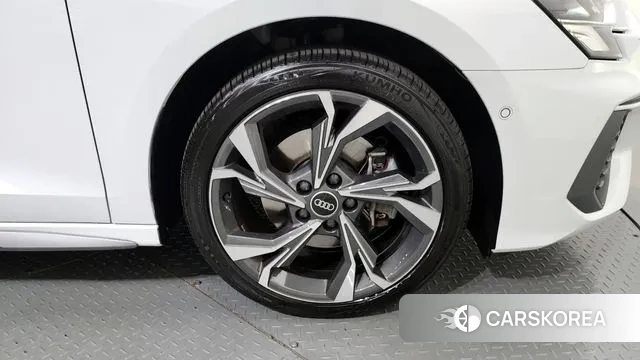 Audi A3 (8Y) id 3007111 из Кореи 15