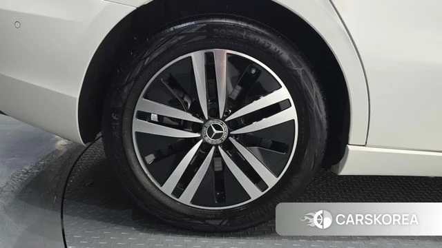 Mercedes-Benz A-Class W177 id 4783978 из Кореи 25