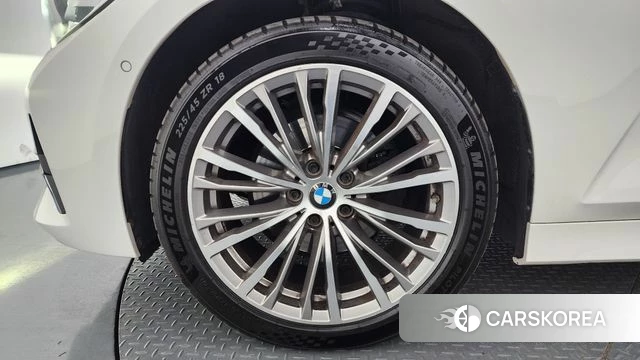 BMW 3 Series (G20) id 4324719 из Кореи 29