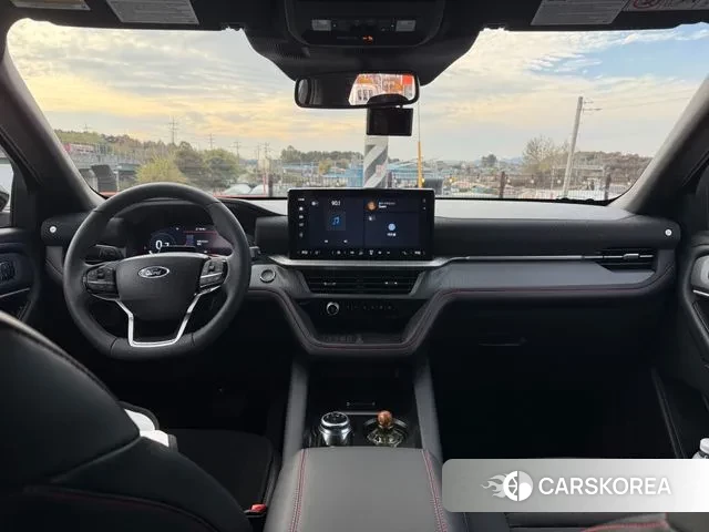 Ford Explorer 6th Generation 2024 Черный из Кореи, фото 5