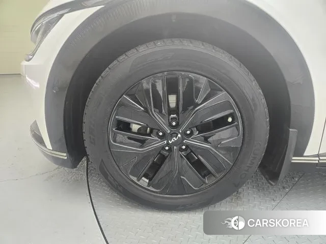 Kia EV6 id 3716368 из Кореи 15