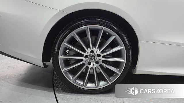 Mercedes-Benz E-Class W213 id 4647431 из Кореи 28