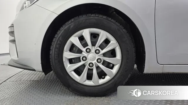 Kia Come New K3 id 3588541 из Кореи 15