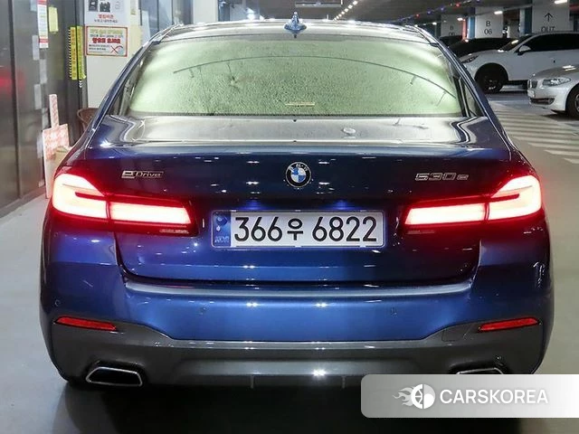 BMW 5 Series (G30) id 4872620 из Кореи 14
