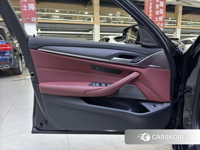 BMW 5 series id 4276807 из Китая 11