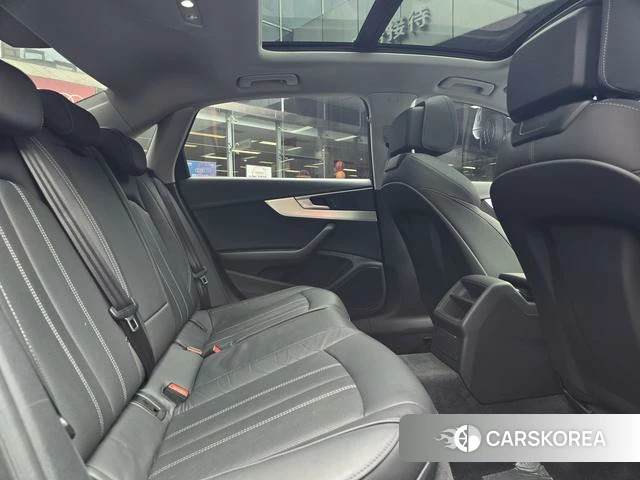 Audi A4L id 4297829 из Китая 15