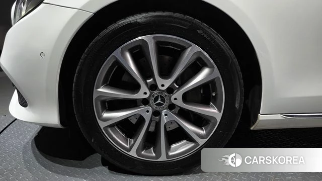 Mercedes-Benz E-Class W213 id 4574136 из Кореи 15