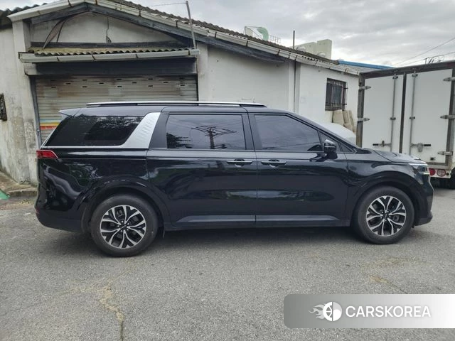 Kia Carnival 4th generation 2022 Черный из Кореи, фото 6