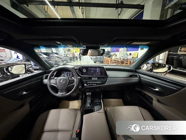 Lexus ES 2022 Белый из Китая, фото 5