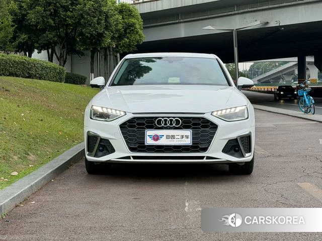 Audi A4L id 4265887 из Китая 8