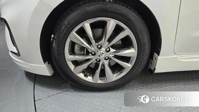 Kia The New Carnival id 4567941 из Кореи 31
