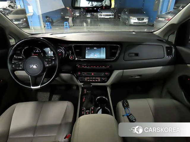 Kia The New Carnival id 4325498 из Кореи 15