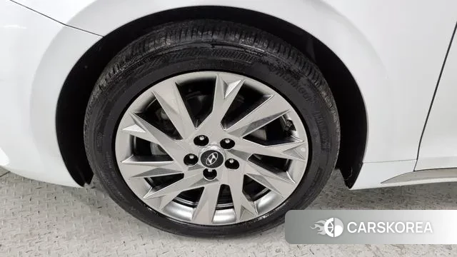 Hyundai The New Grandeur IG Hybrid id 3597171 из Кореи 13